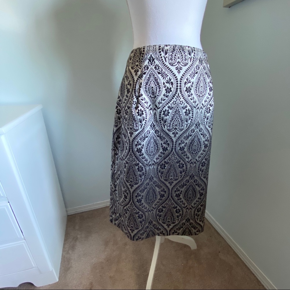 Silver and black Worthington’s pencil skirt